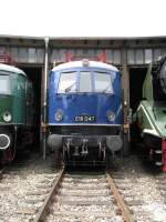 E-Lok E 18 047 -DB- stehen am Lokschuppen des ex.Bw Halle P, 06.07.2008