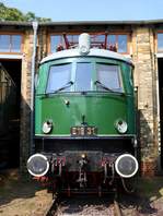 E18 31 (DR 218) steht vor dem Lokschuppen des DB Museums Halle (Saale) anlässlich des jährlichen Sommerfests.