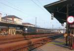 118 002 im Mrz 1984 im Abendlicht im alten Regensburger Hbf.

Was hat sich seitdem nicht alles verndert...? Gute alte DB-Zeit im Bild.

Abfotografierter Abzug aus meiner Diasammlung. Also in bester Qualitt vorhanden....