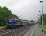 Die E18 047 mit ihrem Sonderzug zu den Damploktagen in Meiningen.