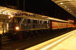 E18 047 im Bahnhof Lichtenfels am 25.11.2013.