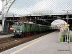 Ellok E 7710 mit dem Sonderzug des Verein Schsischer Eisenbahnfreunde (VSE) -  Dresden-Neustadt, 20.08.2006  