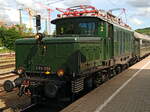 E94 088 (deutsches Krokodil) in Ulm Hbf

Aufnahmedatum: 09.07.2022
Aufnahmezeit: 10:43 Uhr