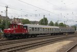 E69 03 mit zwei Silberlingen standen in Koblenz Hbf abgestellt, am 18.06.2016.