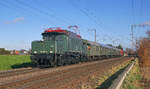 Lokomotive 194 158-2 am 27.11.2021 mit einem Sonderzug nach Aachen in Mönchengladbach.