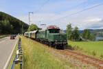 E94 088 erreicht mit einem Sonderzug der IG 3-Seenbahn in Kürze ihren Zielbahnhof Titisee. (23.07.2023)