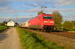 101 48-7 mit dem IC 2223 nach Aachen Hbf und 2 Min. Plus bei Wickrath im besten Abendlicht des 27.4.2017