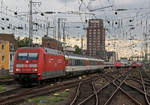 101 066 am EC6 in Köln Hbf am 22.07.2017