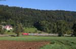 101 024-8 mit dem IC 181 (Stuttgart Hbf-Zürich HB) bei Grünholz 21.9.17