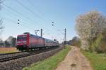 DB Fernverkehr 101 120-4 mit IC am 07.04.18 bei Niederwalluf (rechte Rheinstrecke) 