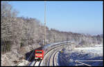 Am Ortsrand von Hasbergen ist hier 101077 mit einem Intercity am 30.12.2001 um 09.50 Uhr auf der Rollbahn nach Münster unterwegs.