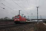 Mit dem EC 6 (Interlaken Ost - Hamburg Altona) fuhr am 19.02.2018 die 101 061-0 nördlich von Müllheim (Baden) über die KBS 703 durchs Markgräflerland in Richtung Freiburg