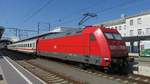 101 006 vor dem Intercity aus Saarbrücken im Hauptbahnhof Graz, 30.6.19     Video der Einfahrt    