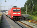 101 137,mit dem Leerpark Binz-Stralsund,mußte wegen einem haltzeigenden Signal`s,am 08.August 2020,in Bergen/Rügen,halten.