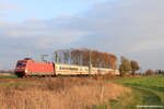 101 094 mit einem Intercity am 08.12.2020 in Brühl.