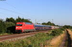 101 101-4 mit dem NJ 471/IC 60471/NJ 401/IC 60401 (Berlin Hbf(tief)/Hamburg Altona - Zürich HB) bei Köndringen 10.6.22