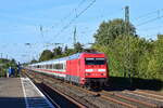 101 065-1 rauscht mit ihrem IC durch Angermund gen Düsseldorf.