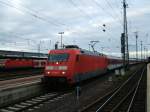 BR 101 089-1 mit CNL 313 und NZ 301 nach Milano /Wien West.kurz  vor der Ausfahrt.