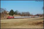 Eine unbekannte PEP 101er schiebt zur Vormittagszeit des 16.02.08 IC 2065 von Karlsruhe Hbf nach Nrnberg Hbf, aufgenommen bei Rainau-Buch an der oberen Jagsttalbahn (KBS 786).