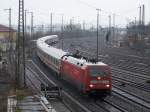 101 119-6 ist mit dem IC 2066 auf der Fahrt nach Karlsruhe Hbf.