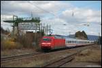 101 082-6 schiebt am 18.03.08 IC 2069 von Karlsruhe Hbf nach Nrnberg Hbf, aufgenommen bei der Durchfahrt des ehemaligen Bahnhofs Essingen(b Aalen).