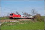 101 075 befrdert am 27.04.08 IC 2068 von Nrnberg Hbf nach Karlsruhe Hbf, aufgenommen bei Aalen-Hofen am Km 77,2 der Remsbahn (KBS 786)