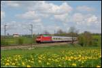 101 104 befrdert am 03.05.08 IC 2068 von Nrnberg Hbf nach Karlsruhe Hbf, aufgenommen am Km 77,2 der Remsbahn (KBS 786) bei Aalen-Hofen.