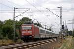 101 068 (9180 6101 068-5 D-DB) hat den IC 2025, Hamburg-Altona - Frankfurt(Main)Hbf, am Haken und ist bei Dortmund-Derne unterwegs.