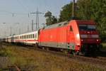 101 086 wird am 24.8.09 durch Ratingen-Lintorf