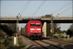 Die recht saubere 101 014 (9180 6101 014-9 D-DB) hat den IC 330  NORDERNEY , Norddeich-Mole - Luxembourg, am Haken und wird in wenigen Augenblicken Syten durchfahren.