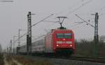 101 076-8 und 113-9 mit dem  IC 2103 (Basel SBB-Nrnberg Hbf) am Evsig Forchheim 29.10.09