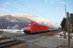 101 026 am 23.01.10 mit einem Skizug gen Sden am B Reisach