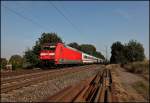 101 071 (9180 6101 071-9 D-DB) ist mit dem IC 1913, Berlin-Sdkreuz - Stuttgart Hbf, zwischen Bochum und Essen unterwegs.