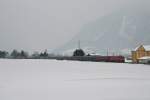 Unbekannte 101 mit dem Turnuszug DZ 13213 „Alpen Expres“ aus Utrecht am 13.02.2010 bei Niederaudorf im Inntal.