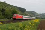 101 017 mit IC 1886 am 08.05.2010 bei Karlstadt im Maintal.