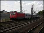 101 052 mit IC xxxx bei der Durchfahrt durch Dsseldorf Zoo