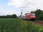 101 033-9 mit IC330 Nordeich Mole-Luxembourg bei Devermhlen am 16-7-2010.