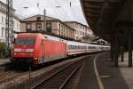 101 092-5 mit einem IC in Wuppertal Hbf a