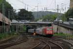 101 137-8 erreicht mit dem IC 2141 Wuppertal. (25.8.2010)