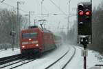 101 066-9 bei der Einfahrt in Recklinghausen 29.11.2010