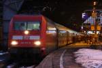 Die 101 121-2 stand am 02.01.2011 mit einem IC in Kln Hbf.