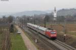 IC 203 (Basel SBB-Karlsruhe Hbf) mit Schublok 101 043-8 bei Denzlingen 19.2.11