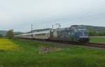 101 070-1 (Adler Mannheim) ist mit dem EC 391 Frankfurt (Main) - Linz am 27.04.2012 bei Ltzelsachsen