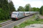 101 144 zog am 13.05.2012 den IC 2434 in den Bahnhof Leer, in dem sie dann Kopf macht und weiter nach Emden Hbf fhrt.