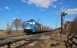 101 070-1 fuhr am 01.04.2013 mit dem IC 132 von Norddeich nach Luxemburg, hier sdlich von Leer.