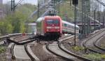 03.05.2013 Berlin Rummelsburg Richtung Ostkreuz schlngelt sich der IC nach Amsterdam zum Berliner Ostbahnhof.