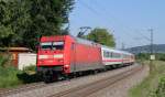 101 092-5 mit dem IC 60458/CNL 458/CNL 1258 (Frankfurt(Main)Sd/Praha hl.n./Berlin Gesundbrunnen-Basel SBB/Zrich HB) bei Kollmarsreute 6.6.13