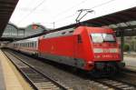 DB 101 079-2 mit dem IC 2011  Loreley  von Dsseldorf Hbf nach Tbingen Hbf, am 30.06.2011 in Mainz Hbf.