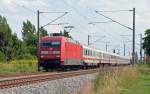 101 026 zog am 10.08.13 den wegen Bauarbeiten ber Dessau umgeleiteten IC 2036 durch Greppin.