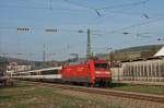 101 108-9 mit IC 284 Zrich HB - Stuttgart Hbf bei der Durchfahrt Engen. 17.04.13